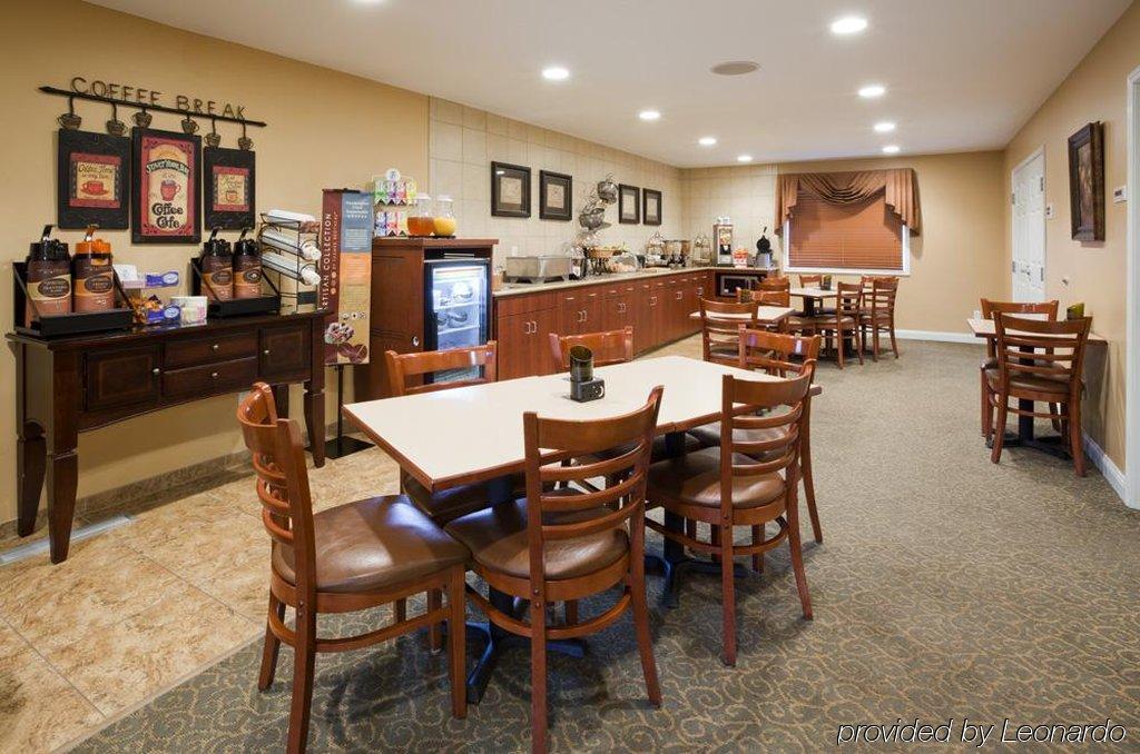 Grandstay Hotel & Suites Perham エクステリア 写真