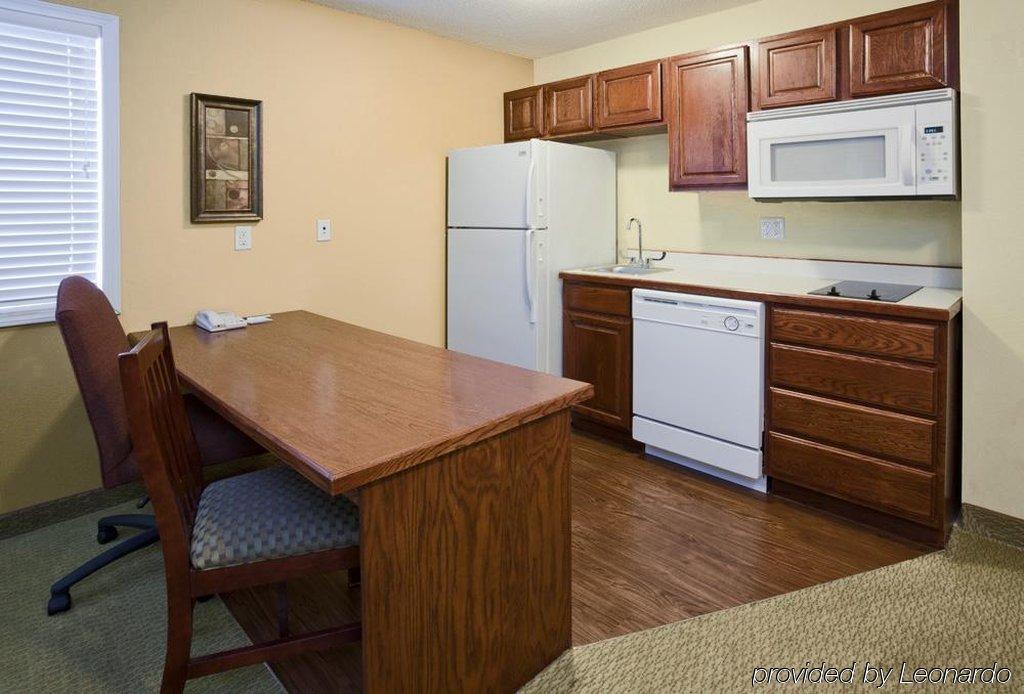 Grandstay Hotel & Suites Perham エクステリア 写真