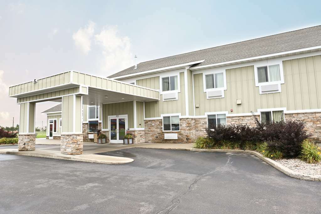 Grandstay Hotel & Suites Perham エクステリア 写真